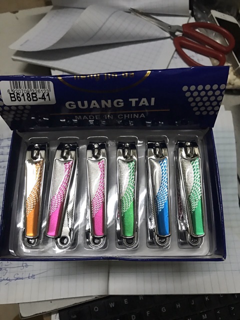 Hộp bấm móng tay 12 chiếc nhiều mẫu