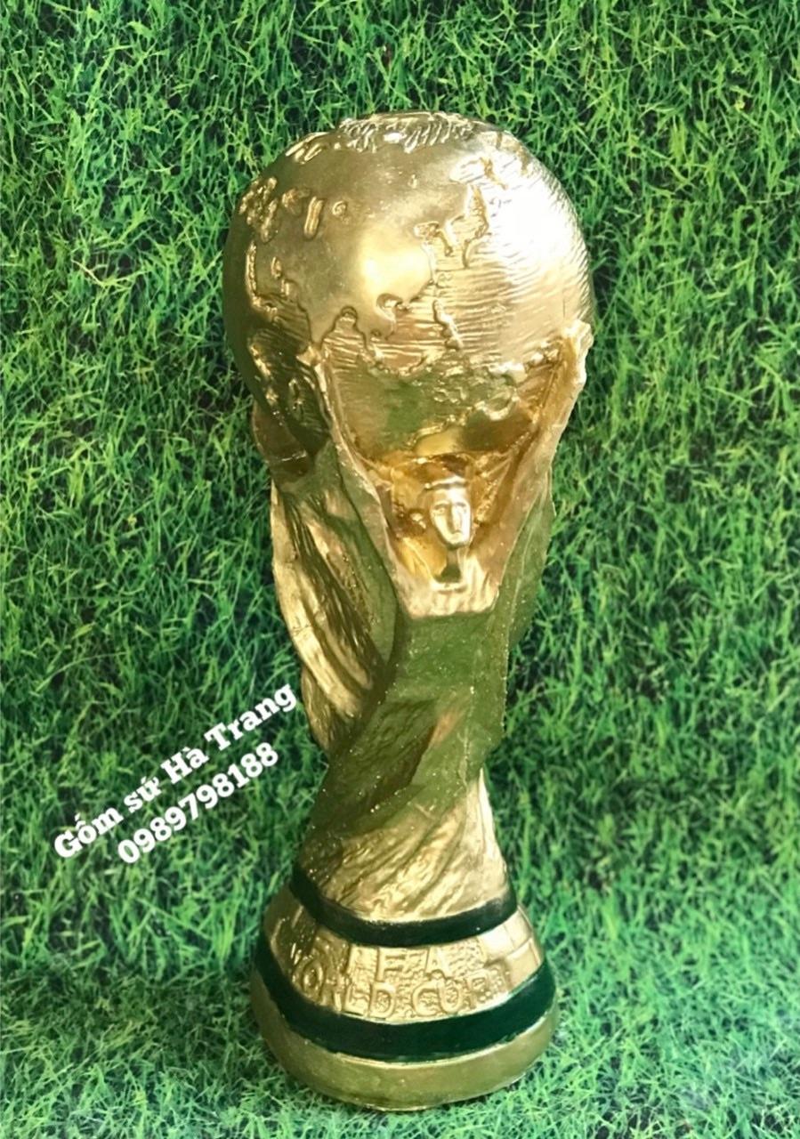 Cúp thạch cao phủ sơn nhũ vàng cúp vàng world cup