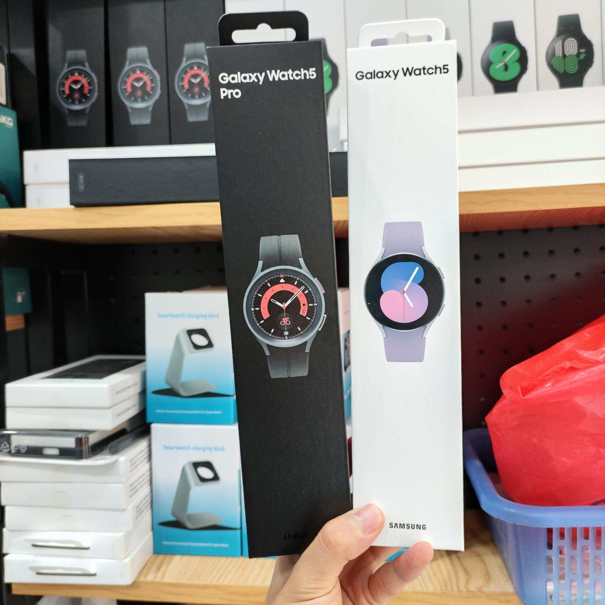 [Tặng cường lực] Đồng hồ thông minh Samsung Galaxy Watch 5 Pro