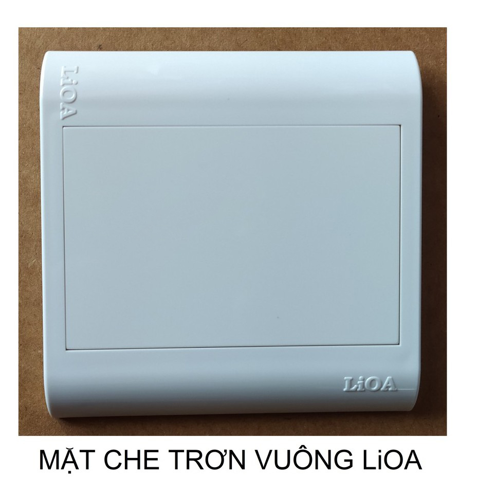 Mặt che trơn vuông lioa
