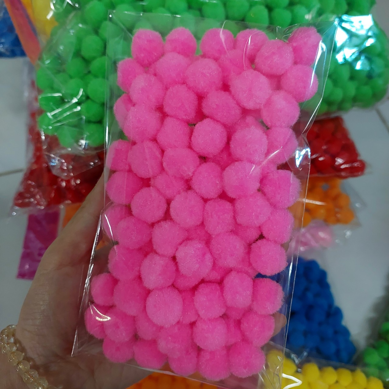30-100 VIÊN POM POM ĐỦ MÀU SẮC