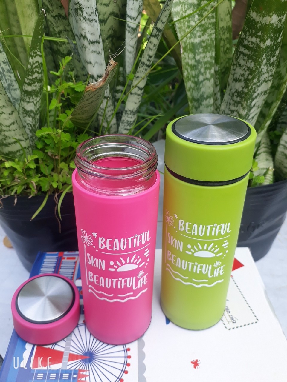 B&igravenh đựng nước l&otildei thủy tinh bọc nhựa 400ml an toàn