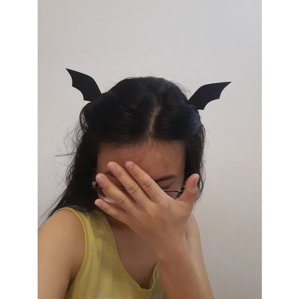 Kẹp tóc hình cánh dơi dùng hóa trang halloween