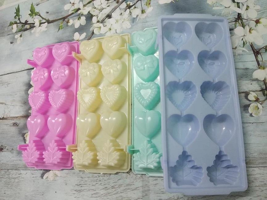 KHUÔN LÀM ĐÁ THẠCH RAU CÂU TIM LÁ 10 Ô