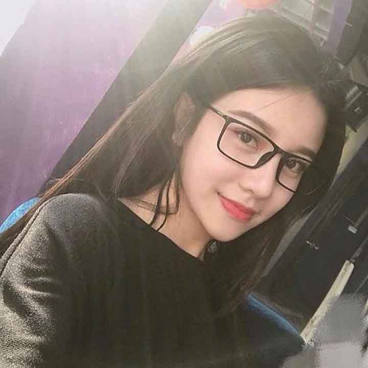 Gọng kính siêu dẻo