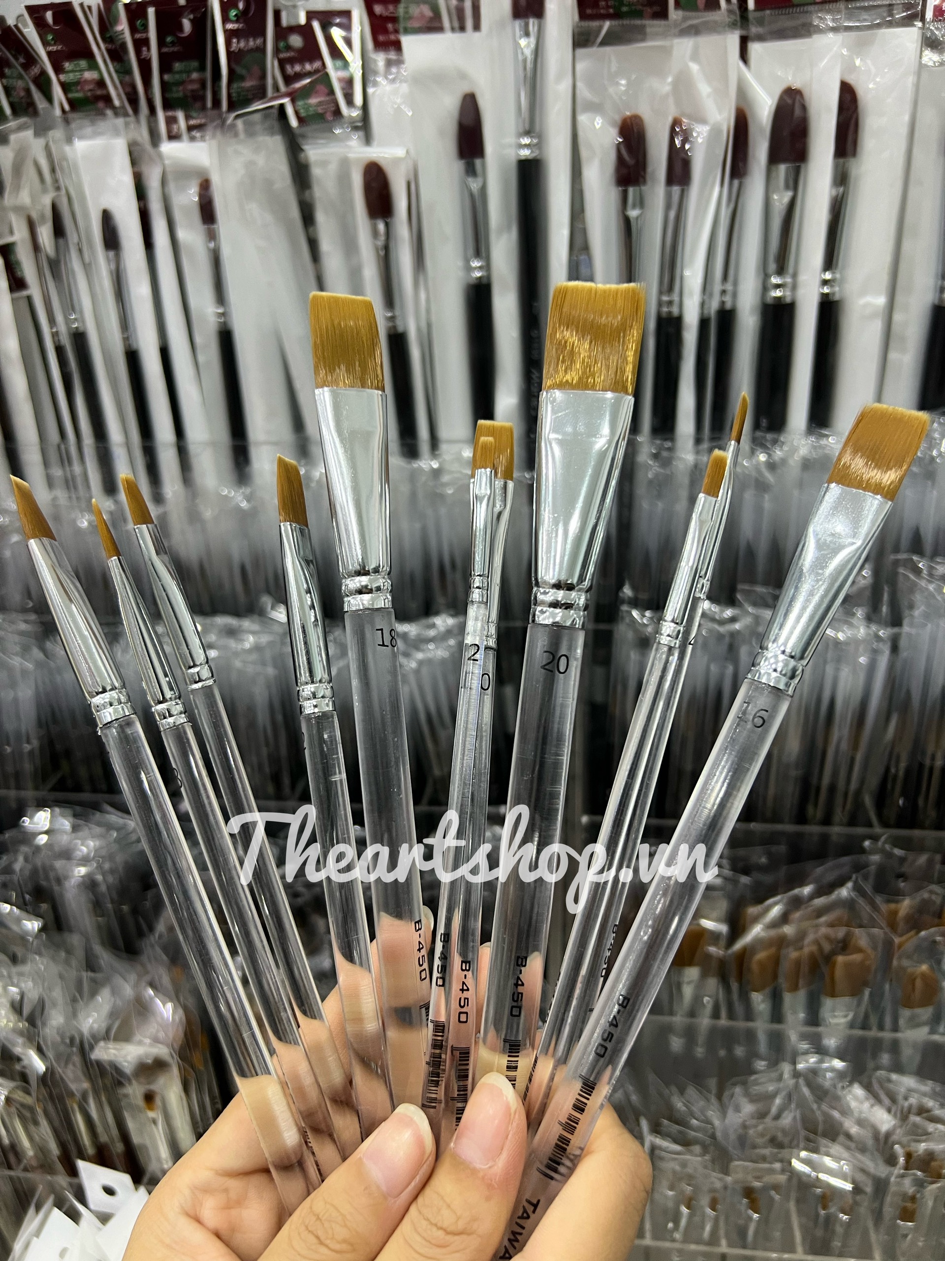 Cọ vẽ đầu dẹt thân trong (B450)