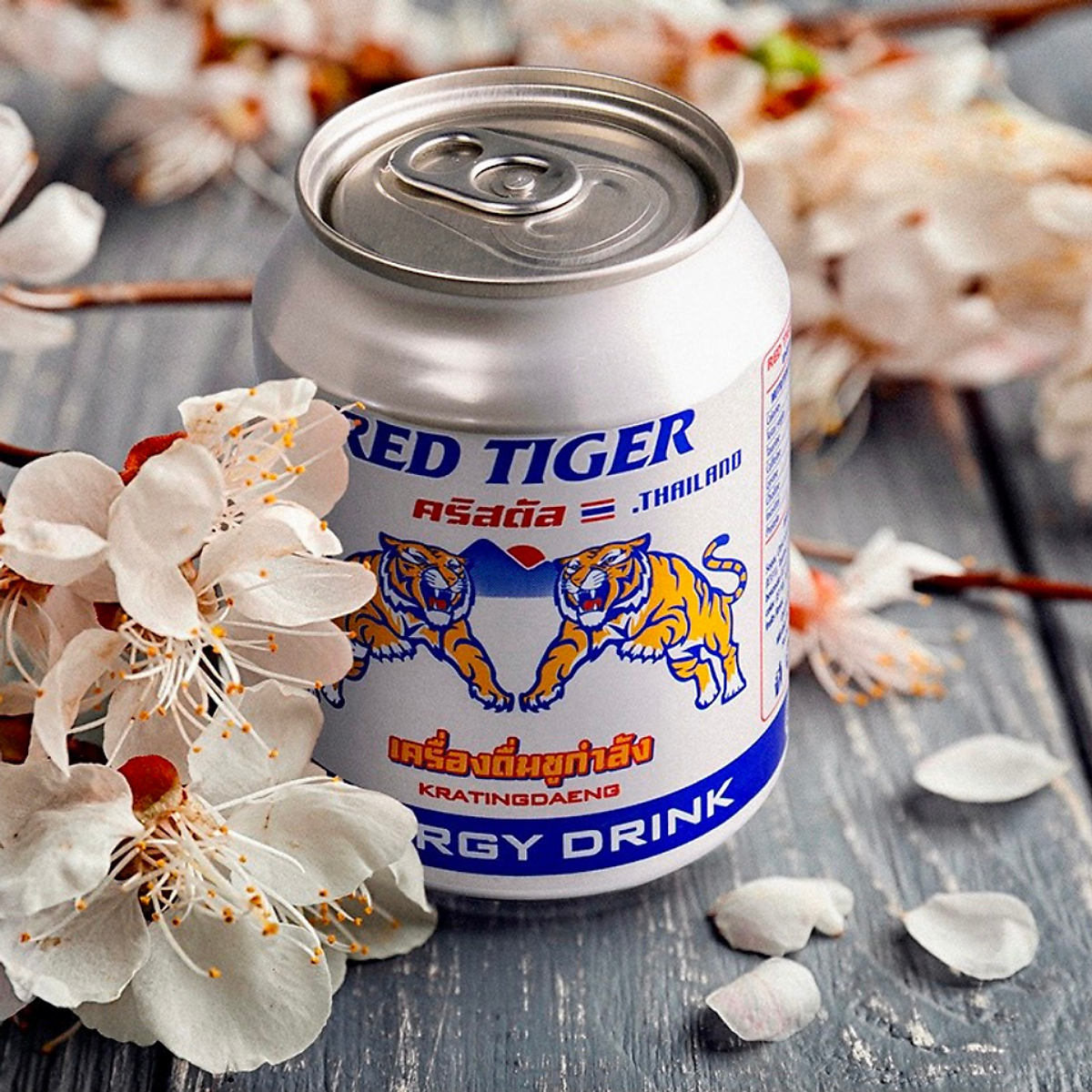 Nước tăng lực Red Tiger (Bạc) 1 thùng 24 lon 250ml