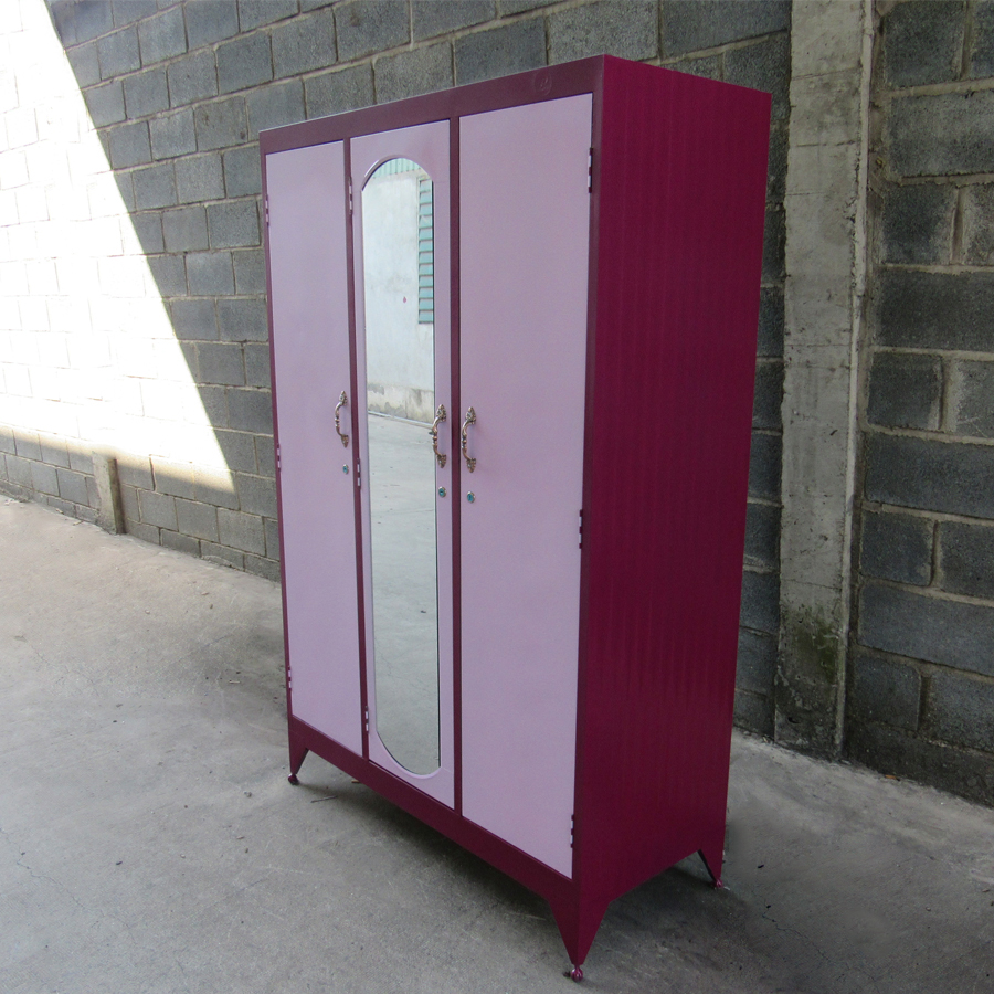 [HCM]Tủ sắt quần áo lắp ráp 3 cửa màu hồng phun sơn chống gỉ khoang treo đồ 2 ngăn rộng rãi hộc đựng tư trang bên trong khóa an toàn nhiều kiểu dáng