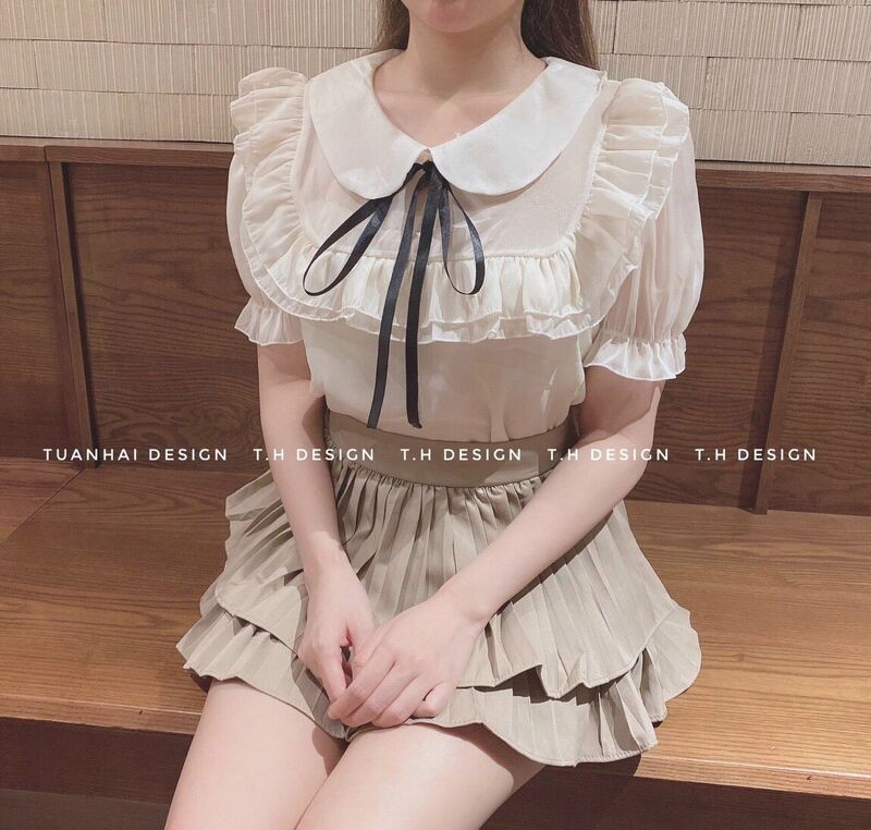 Áo sơ mi tơ cổ sen bèo nhún cộc tay xinhh