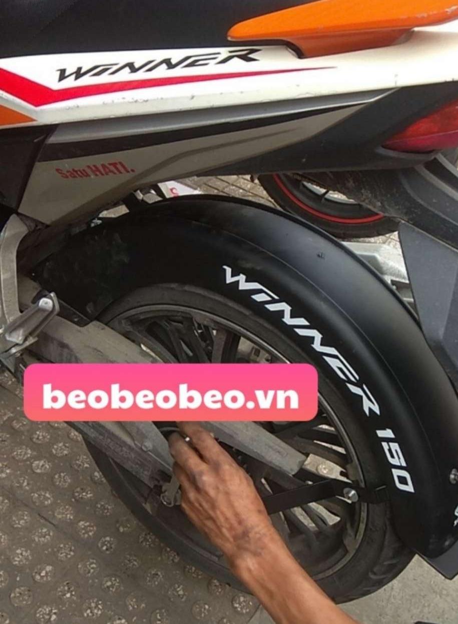 Dè chắn bùn nguyên khối winner