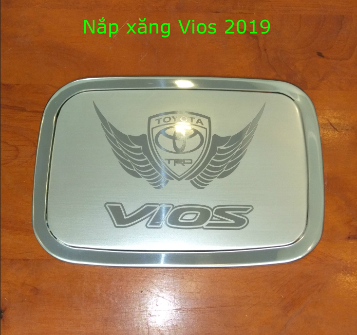 Ốp inox nắp bình xăng toyota vios 2019-2021
