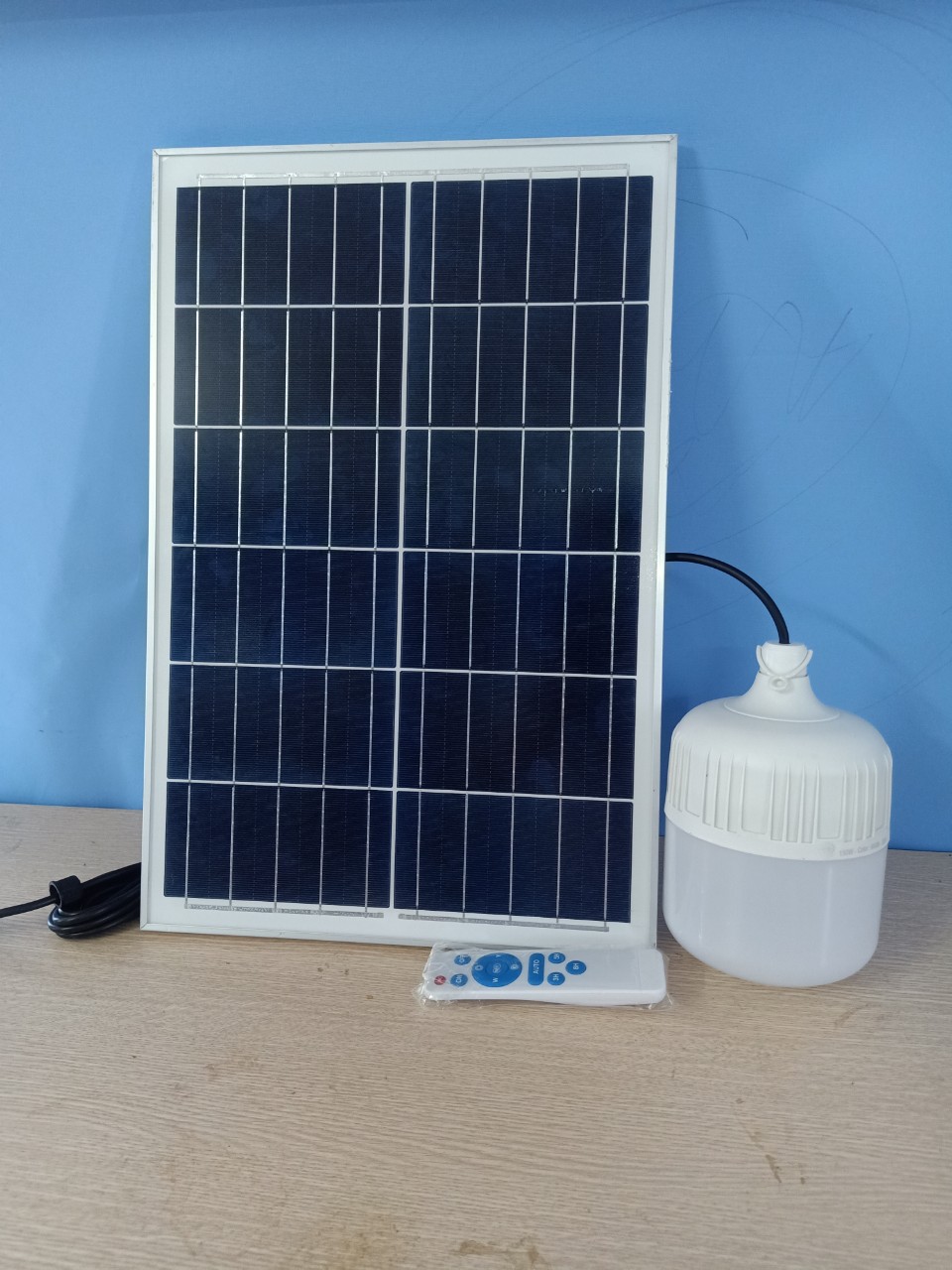 Tấm pin năng lượng mặt trời 6V/30W