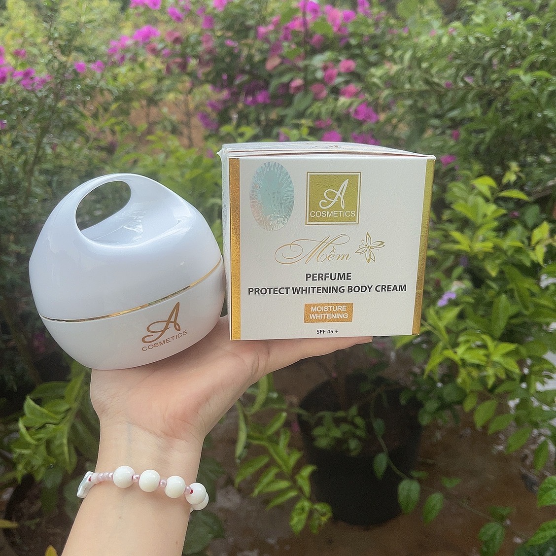 Kem body mềm nước hoa 2020