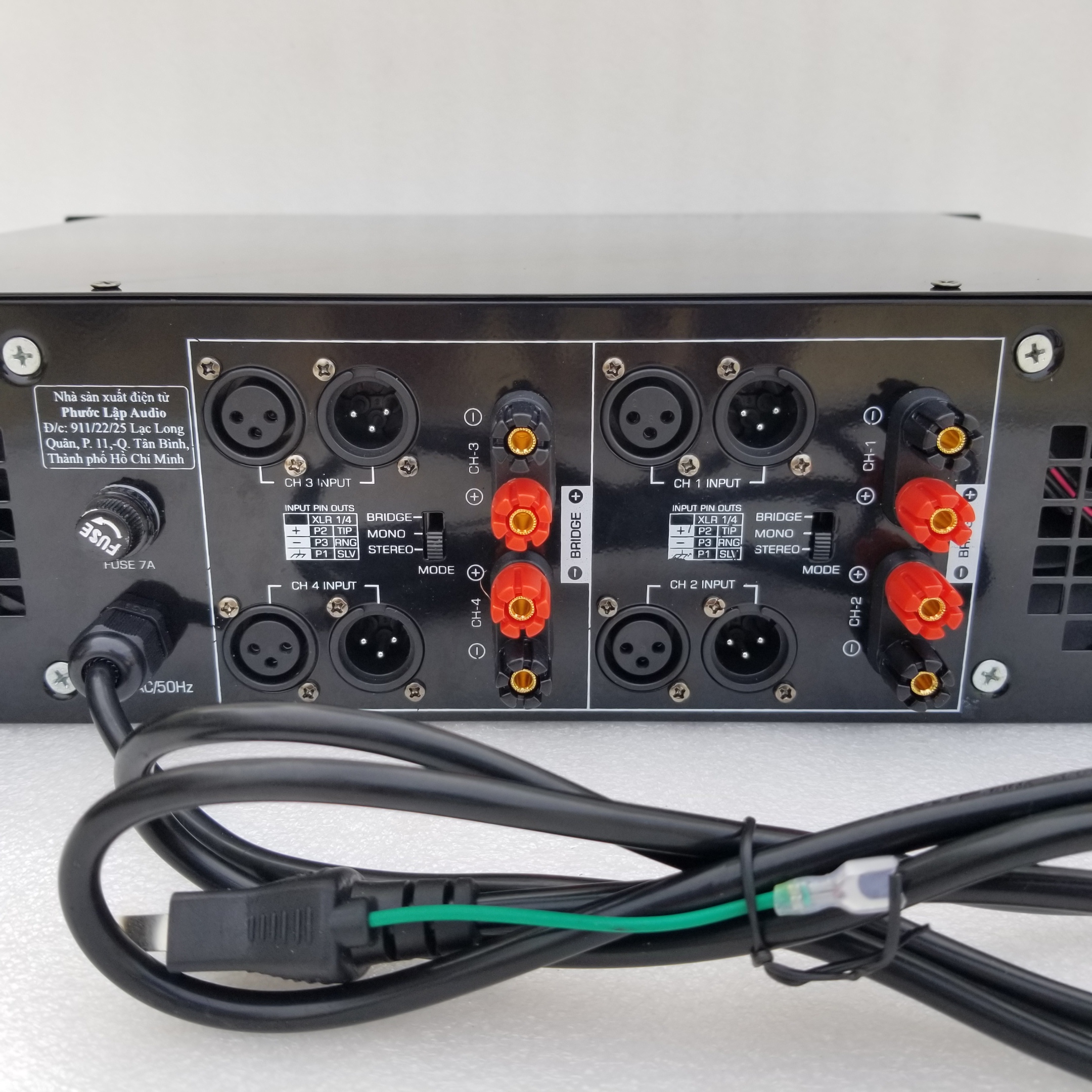 Cục đẩy 4 kênh 40 sò lớn ROYAMAX