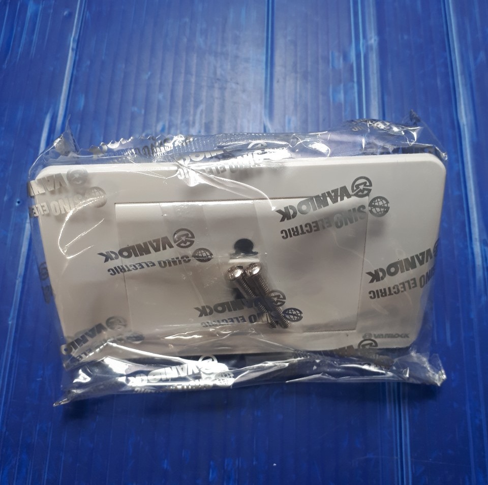 Mặt 1, 2,3 ổ cắm s18a sino - vanlock