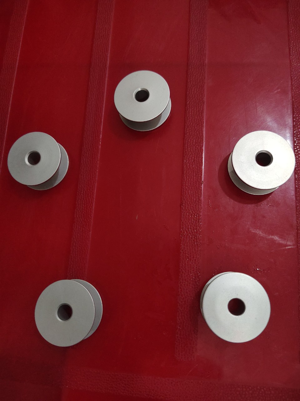 suốt máy may công nghiệp ổ lớn