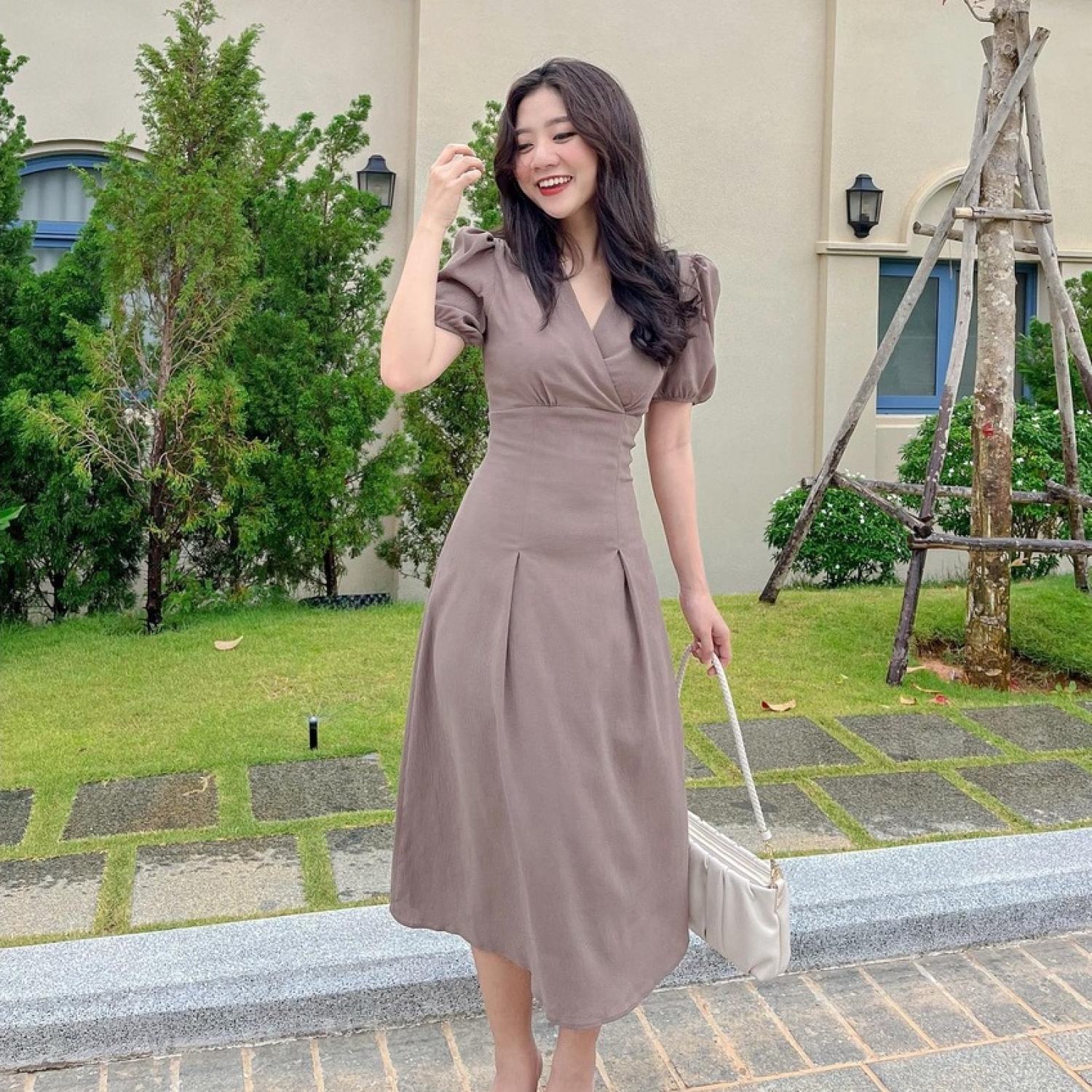 Đầm LUIA - Đầm dài chỗ V xếp li eo