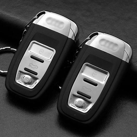 BẬT LỬA GAS MÓC KHOÁ HÌNH REMOTE XE HƠI AUDI ( CÓ ĐÈN PIN )