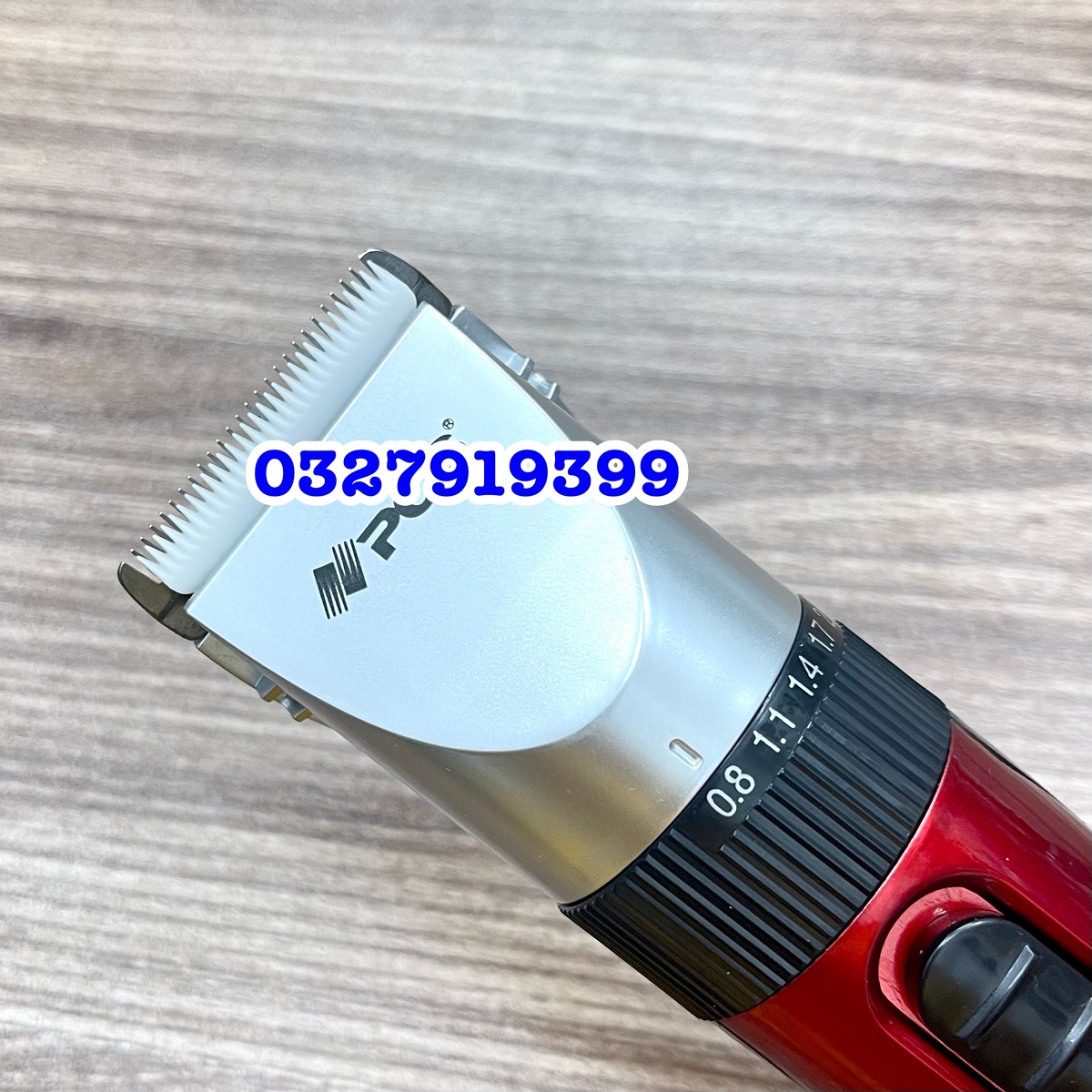 Pcs Hair Trimmer Cs02 - Family Trimmer with 2 Batteries 4V 800Mah, Led Light, Adjustable Blade 0.8-2mm, Usage Time 120 Minutes, High Quality, Safe, Easy to Use