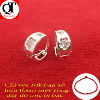 Bông tai bạc nữ phong cách thời trang, khuyên tai nữ Bạc Quang Thản kiểu tròn đeo sát tai gắn đá kim cương nhân tạo chất liệu bạc thật không xi mạ phù hợp cho mọi lứa tuổi QTBT34 thumbnail