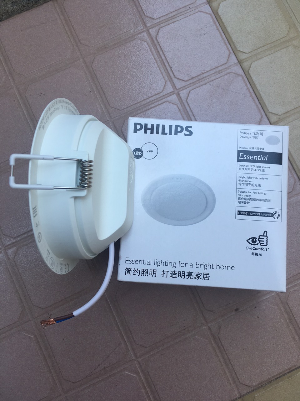 ĐÈN LED ÂM TRẦN 7W 59448 Lỗ cắt 105mm Philip
