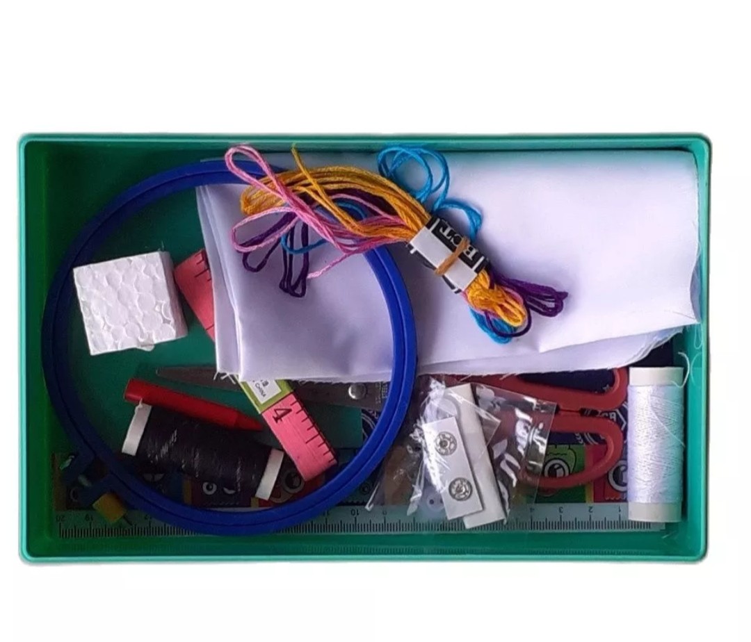 Bộ Cắt Khâu Thêu Lớp 4 và lớp 5