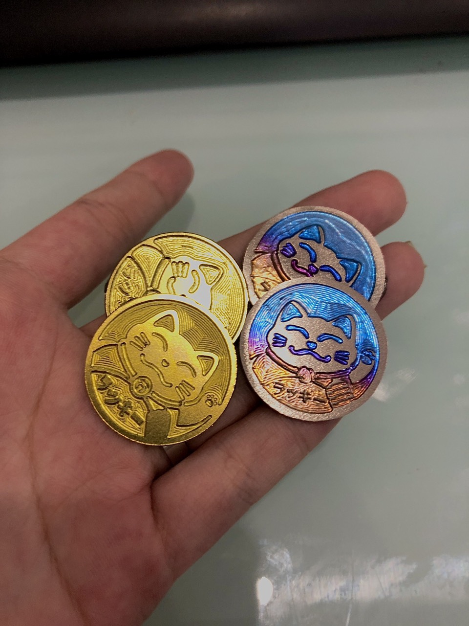 TEM LOGO TITAN MÈO THẦN TÀI