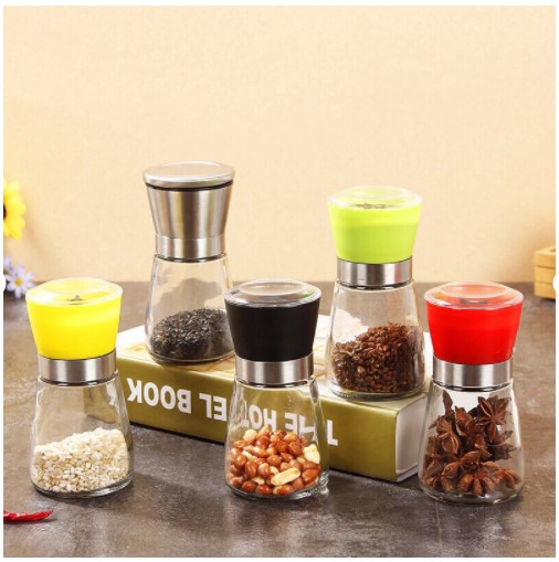 Dụng cụ xay tiêu cầm tay