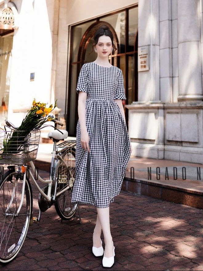 Đầm babydoll caro đen NGADO