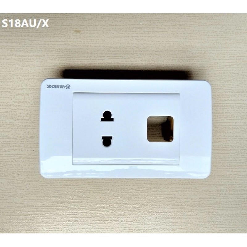 Ổ Cắm Đơn 2 chấu + 1 Lỗ , 2 Lỗ S18A Sino