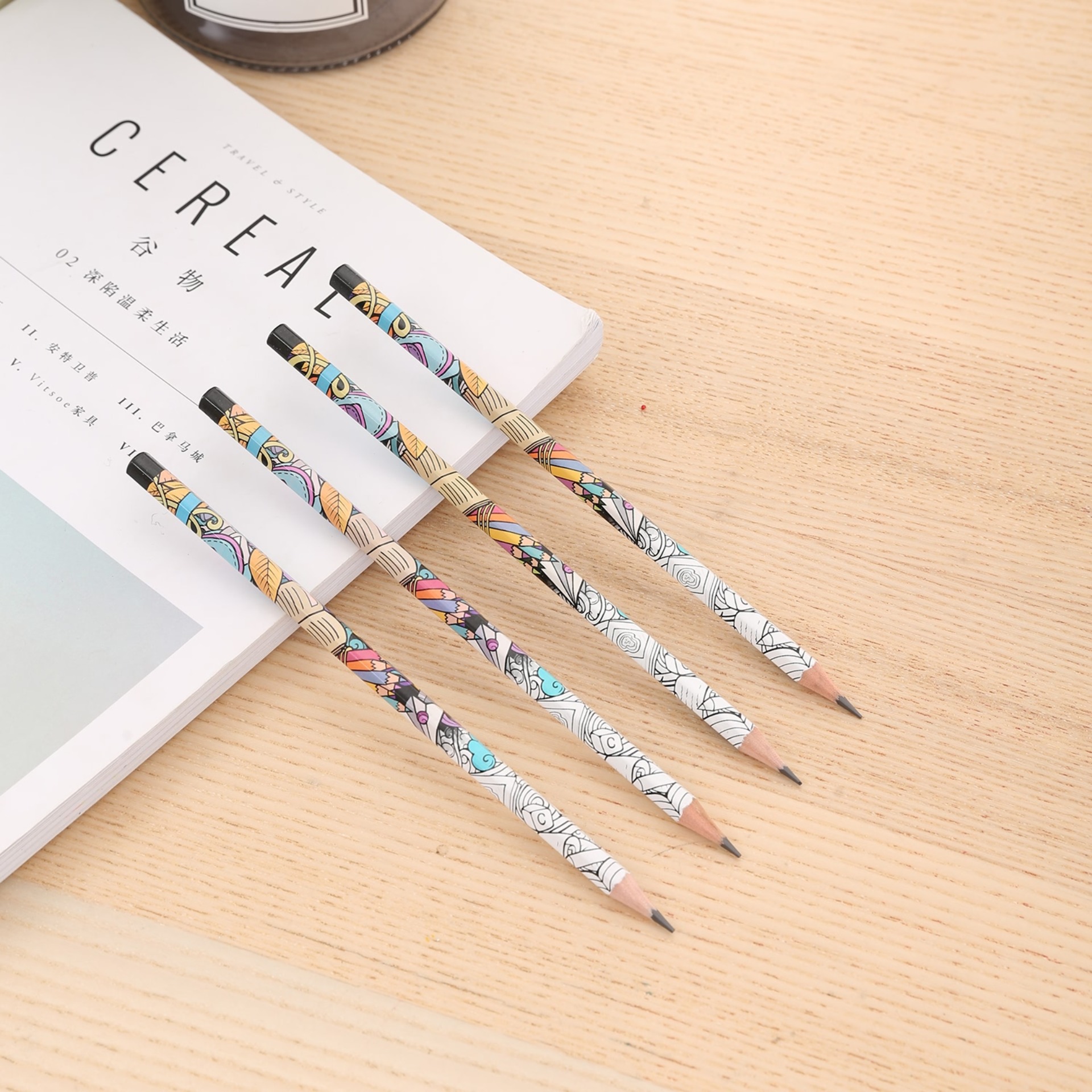 Bút chì 2b deli - viết chì - hoạ tiết đa dạng - combo 6/12 chiếc - eu51800/ eu53200 / eu52200 / eu53300