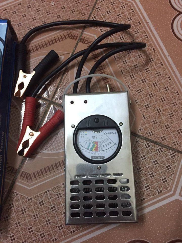 Đồng hồ kiểm tra bình ắc quy BT54