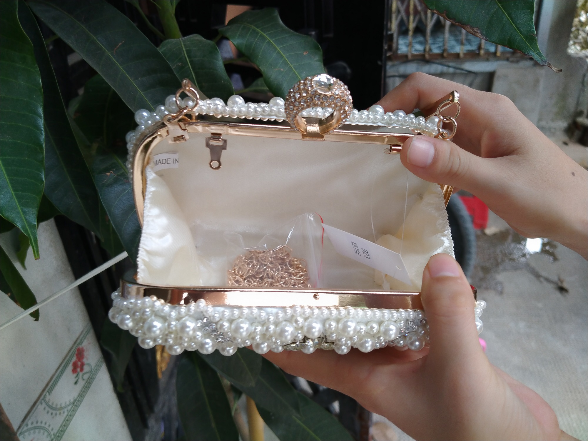 Cốp đá ngọc trai dự tiệc 923