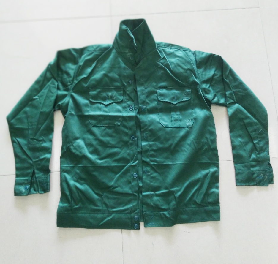 áo kaki xanh lá đậm