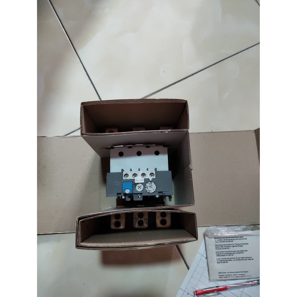 Rơ le nhiệt ABB TA200DU-200