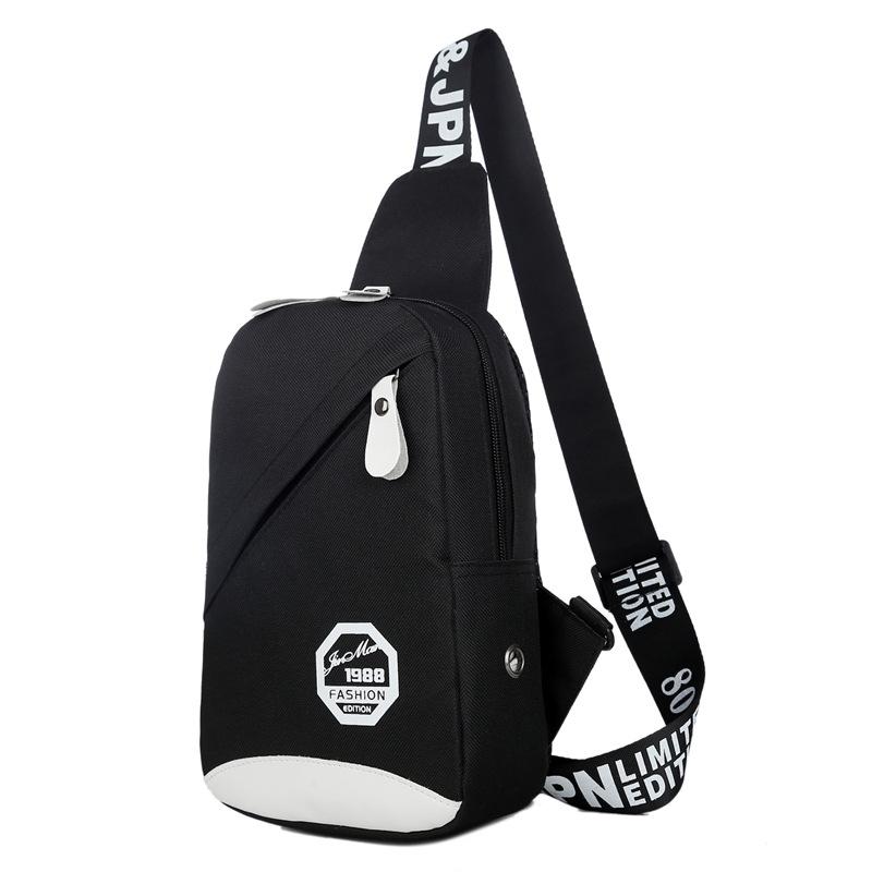 Túi đeo chéo UNISEX Thời Trang HARAS HR083D