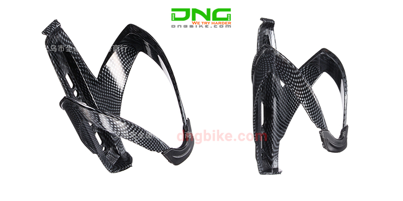 Gọng bình nước nhựa gắn xe đạp