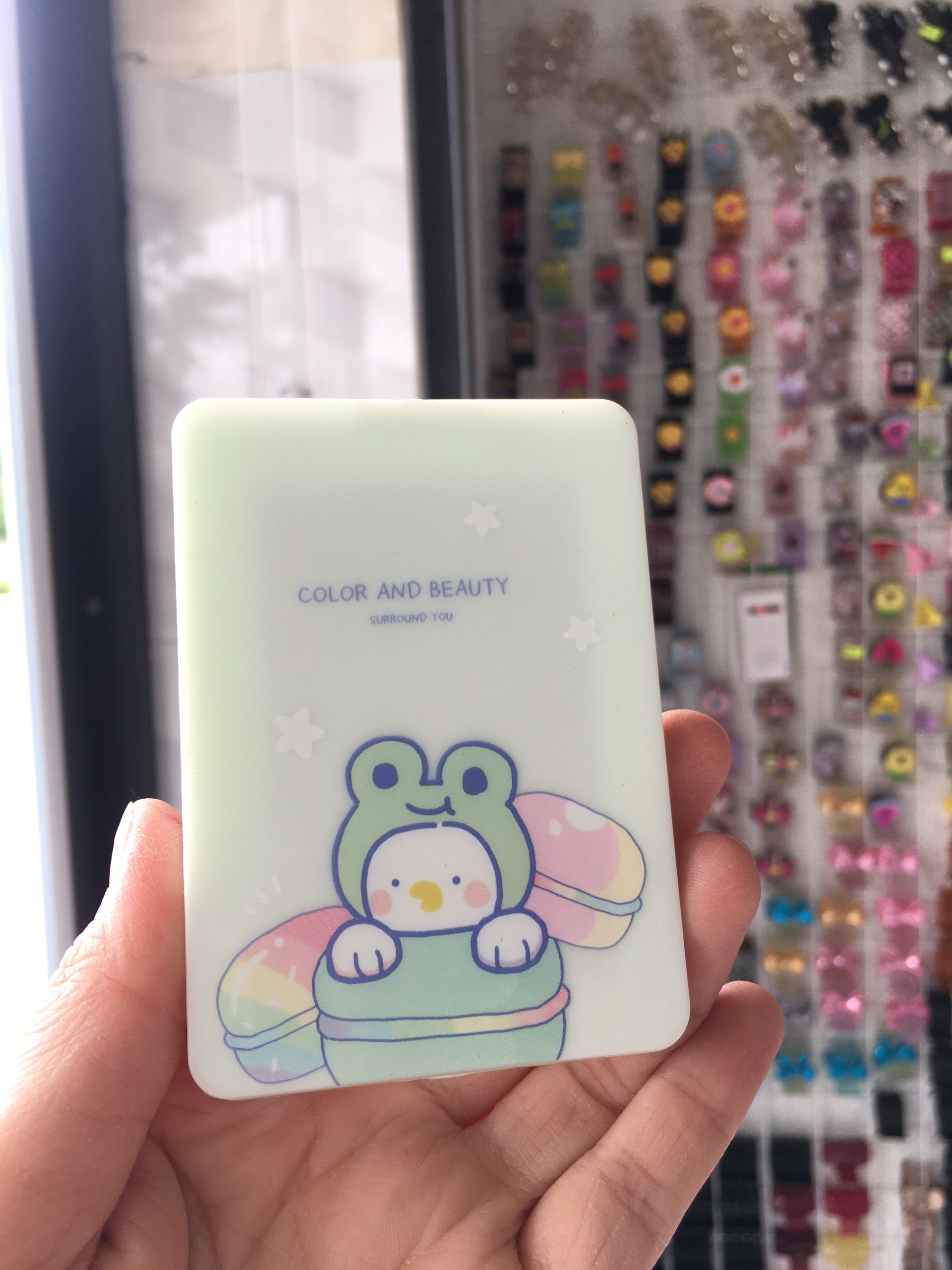 Gương Cầm Tay Có Lược