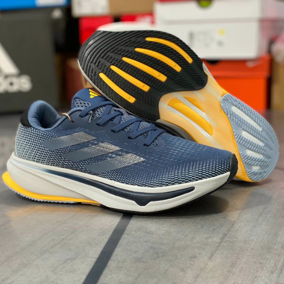 Giày Thể Thao Nam Nữ,Giày Supernova Rise DreamStrike siêu êm