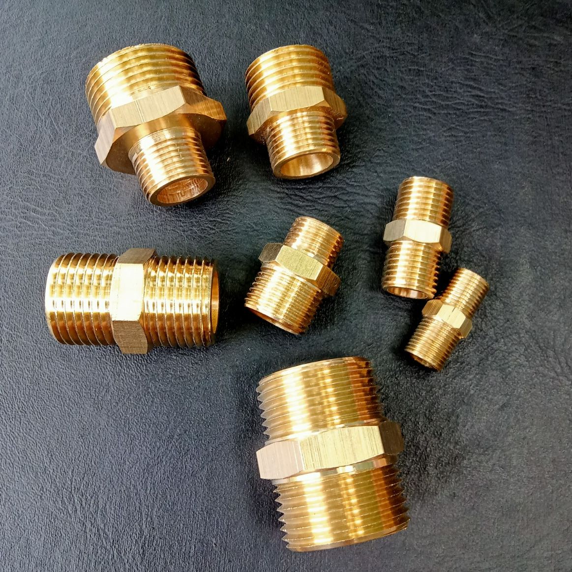 5 cái; Kép đồng thau, đầu nối ren ngoài