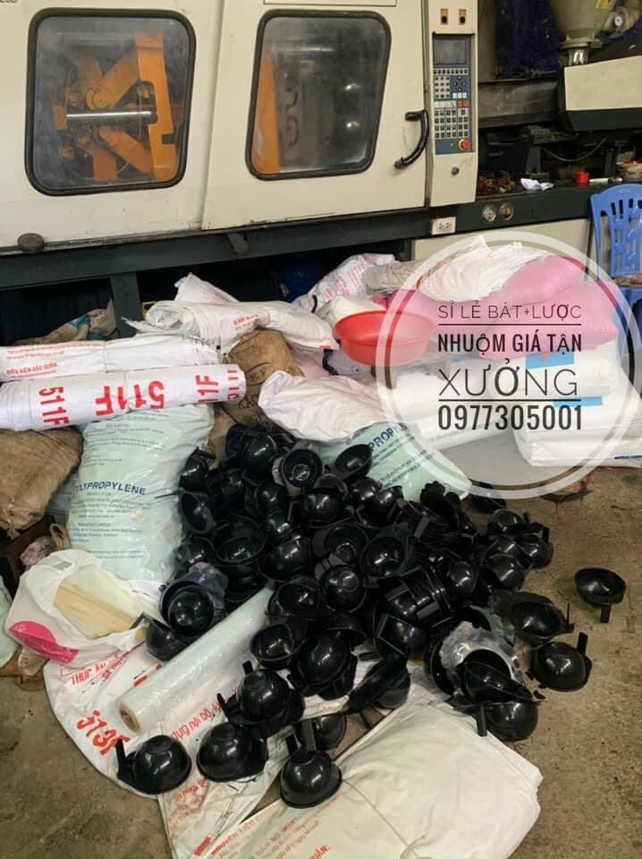 Com bo bát nhuộm +lược nhuộm tóc hàng loại 1