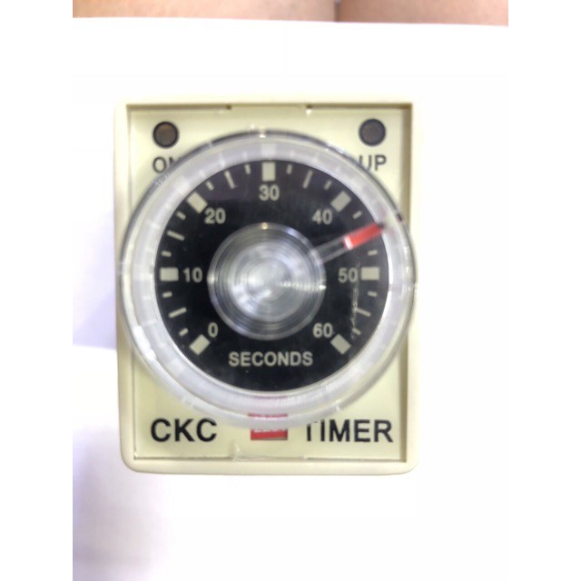 Rơle (relay) trễ thời gian 60s CKC AH3-3 (không kèm đế)