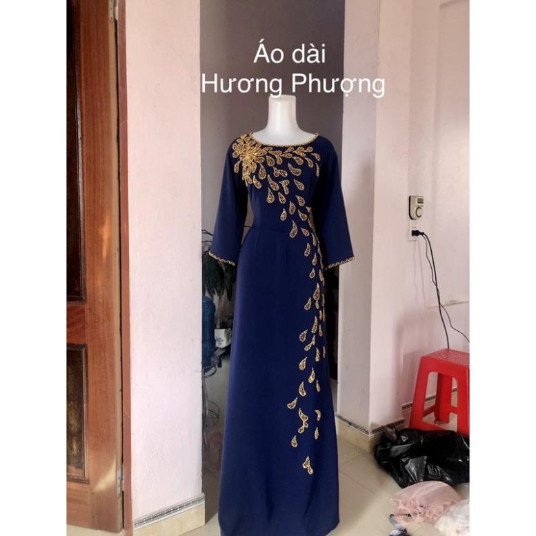 Áo dài trung niên thiết kế