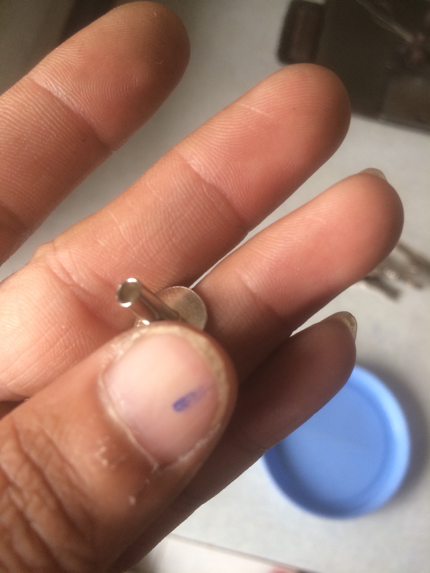 Set 50 cái đinh tán NÓN BẢO HIỂM ( có long đền )
