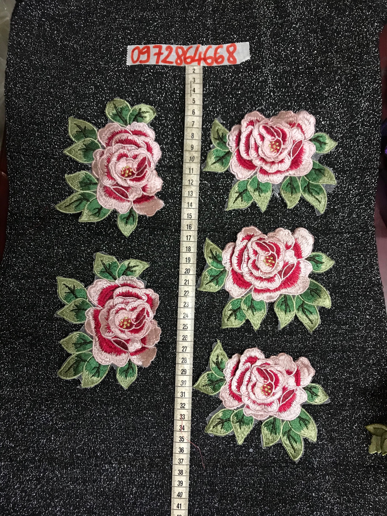 05 bông hoa thêu 3D H17