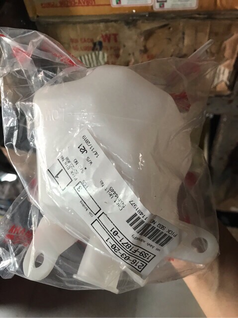 Bình nước phụ ( bình nước làm mát) xe Exciter 135/150 hãng