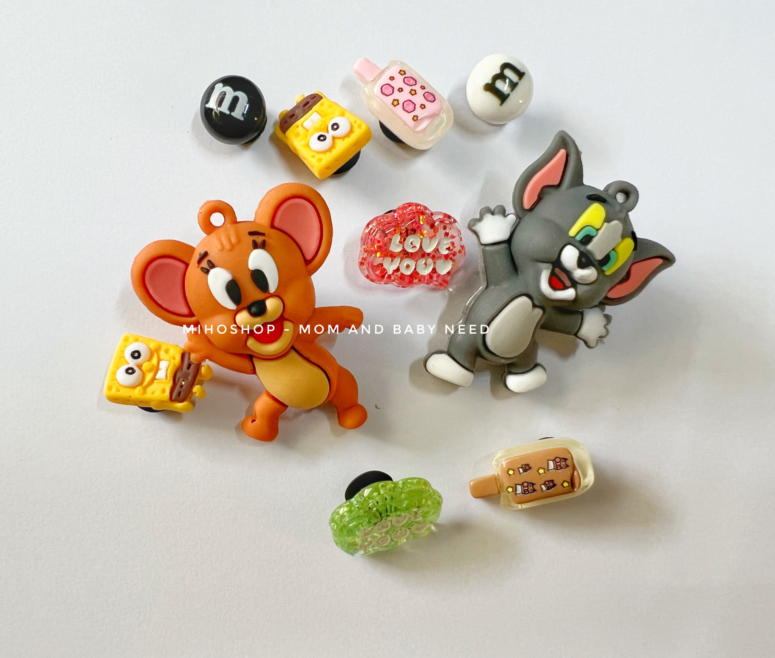 Bộ Sticker Charn Nổi Tom Và jerry Gắn Dép Crocs