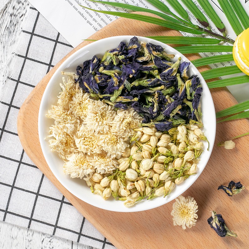 Trà Đậu Biếc Mix vị Hộp 30 Gói ( hoa cúc, nụ nhài, đậu biếc)