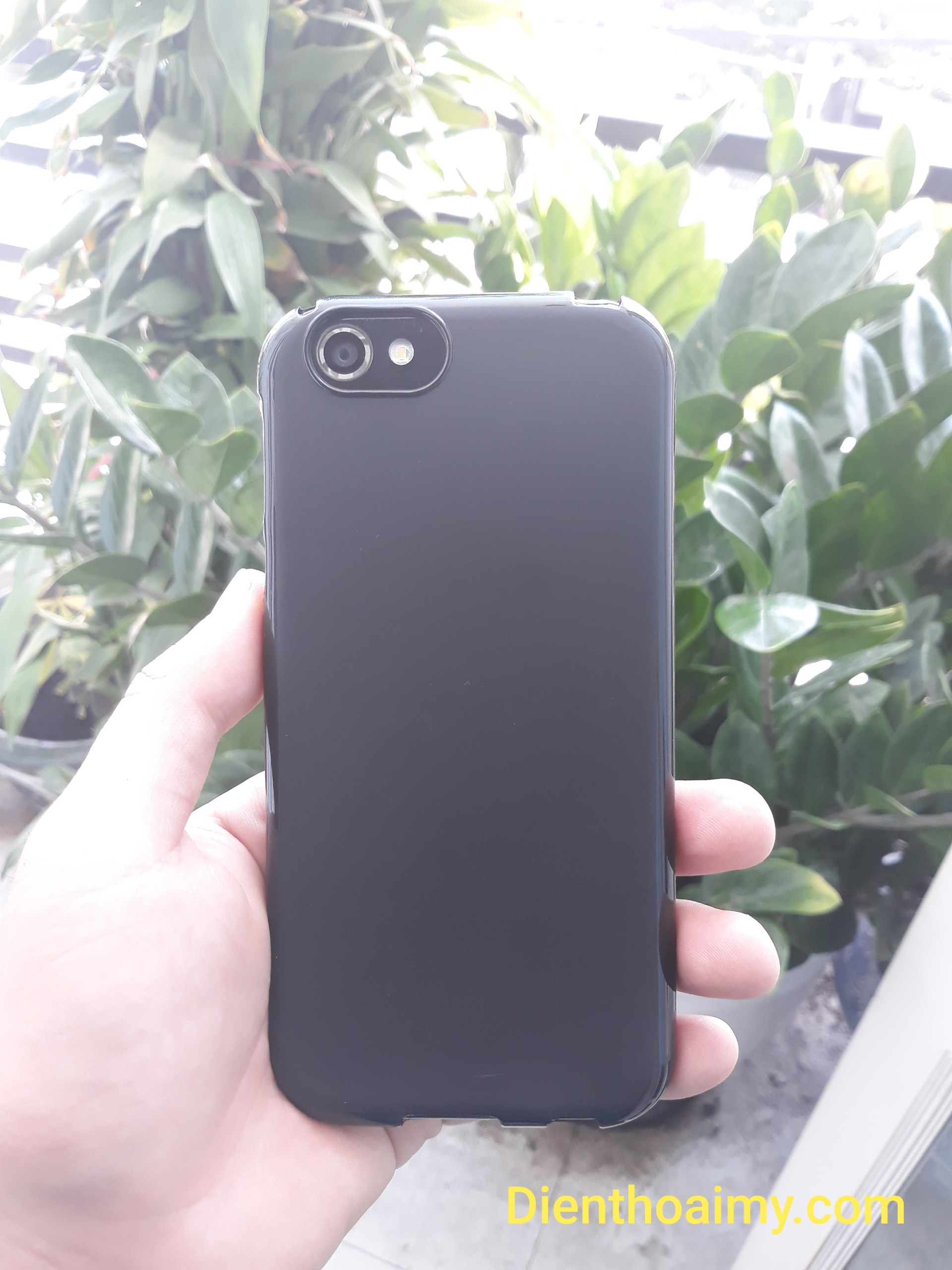 Ốp lưng Sharp R1 / SHV39
