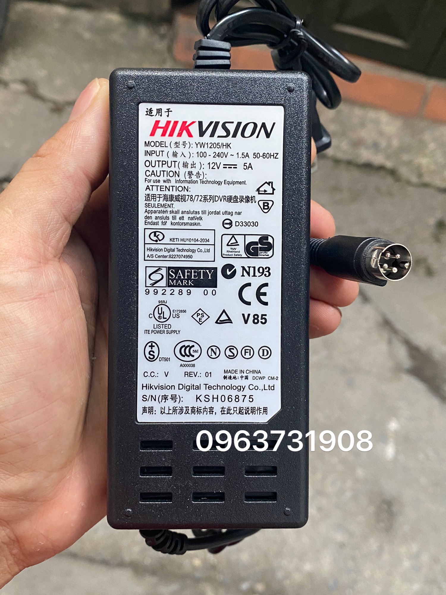 Bộ nguồn đầu camere Hikvison 12V 4 chân pin
